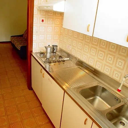 A Lignano Riviera Con Giardino Tatil Evi