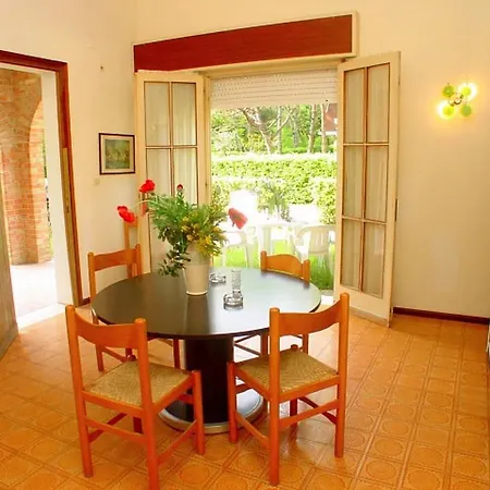 A Lignano Riviera Con Giardino Casa vacanze *